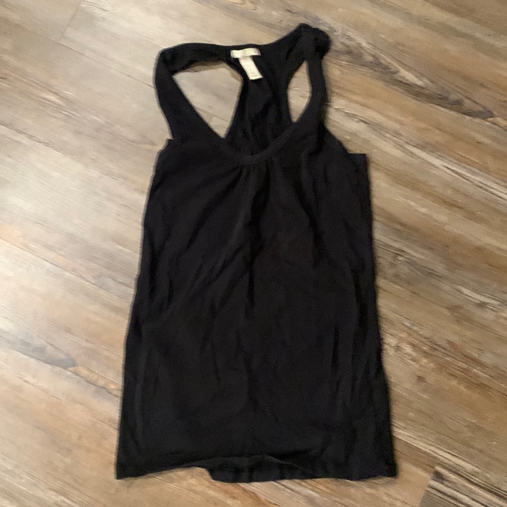 Women’s medium ambiance apparel black razor back tank top